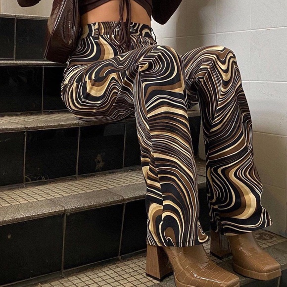 Motel Rocks Brown 70s Ripple Zoven Pants - Picture 3 of 6